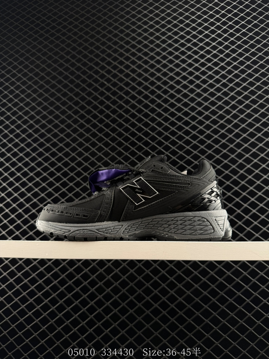 New Balance M1906